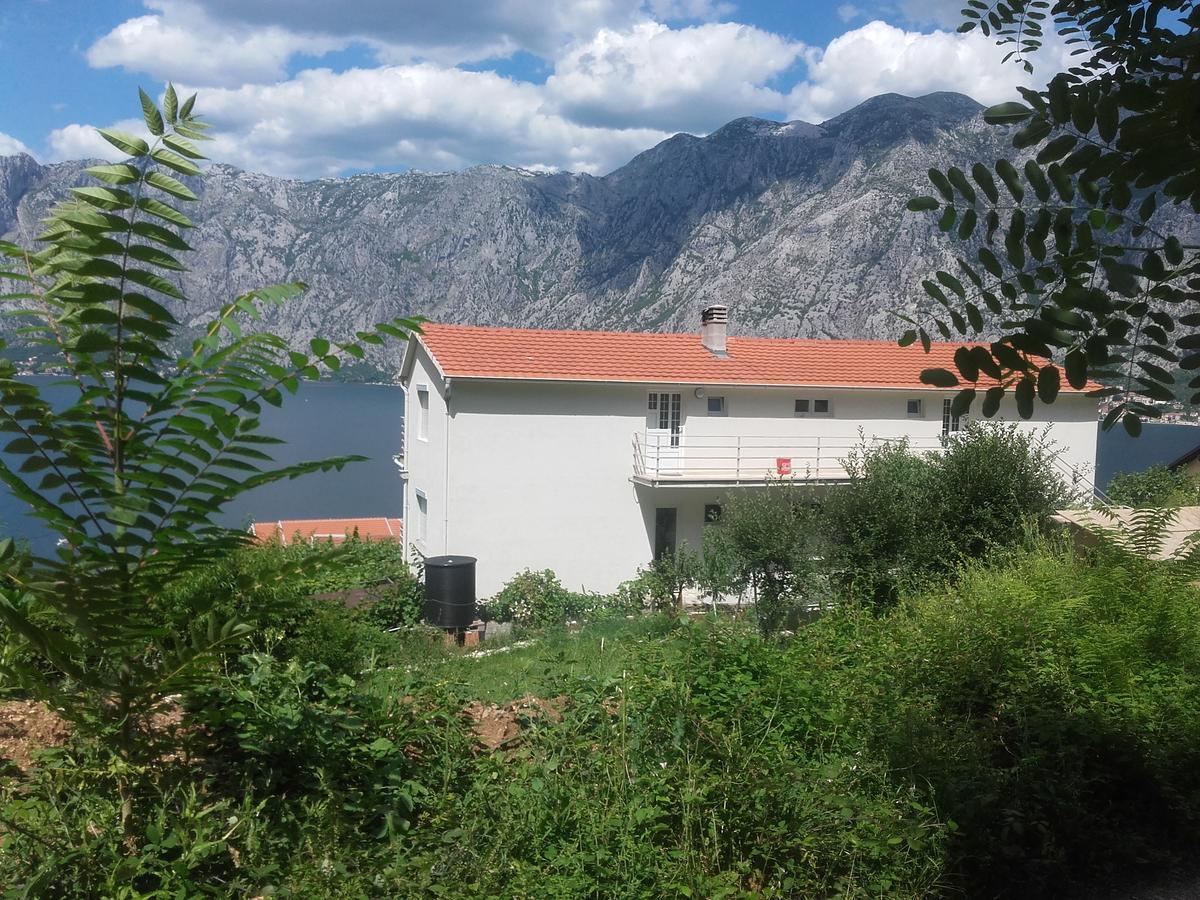 Apartment Marija Kotor Exterior foto